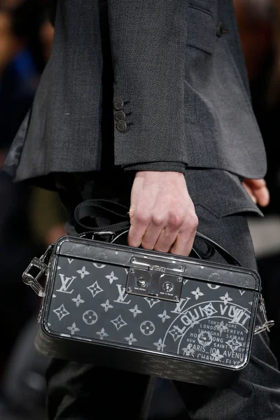 Look 5